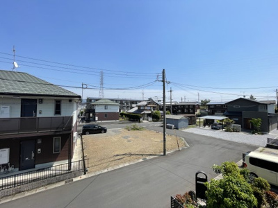 【展望】 | 栗東市岡 | お部屋にも爽やかな風と暖かく柔らかな日差しが差し込み、毎日の暮らしを豊かに彩ります。