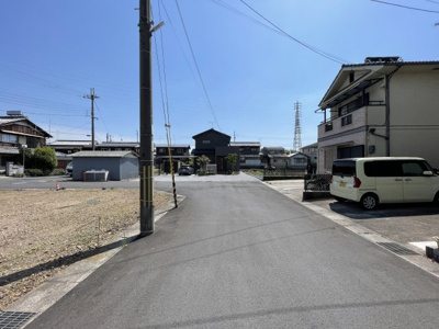 【前面道路含む現地写真】 | 栗東市岡