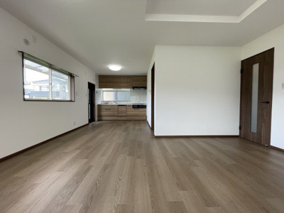 【居間・リビング】 | 栗東市岡 | 家族との時間、自分の時間共に大切にできる空間がここにあります。

