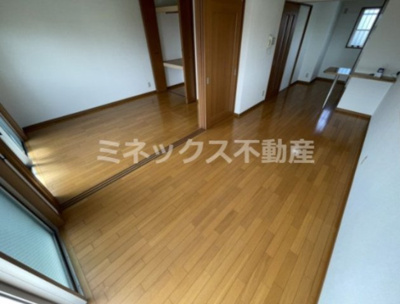 【トイレ】 | アンソレイエA | 同タイプのお部屋の写真。現況を優先します。