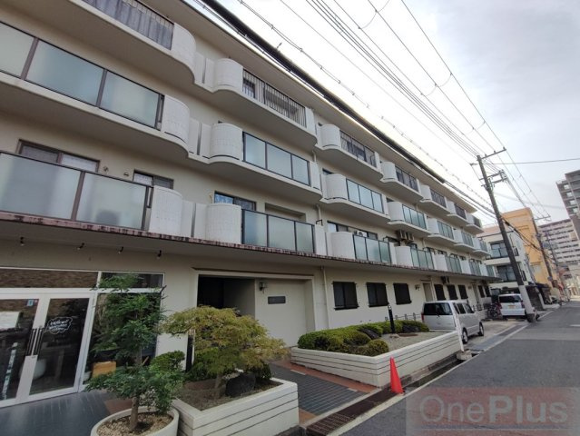 東灘スカイハイツの外観