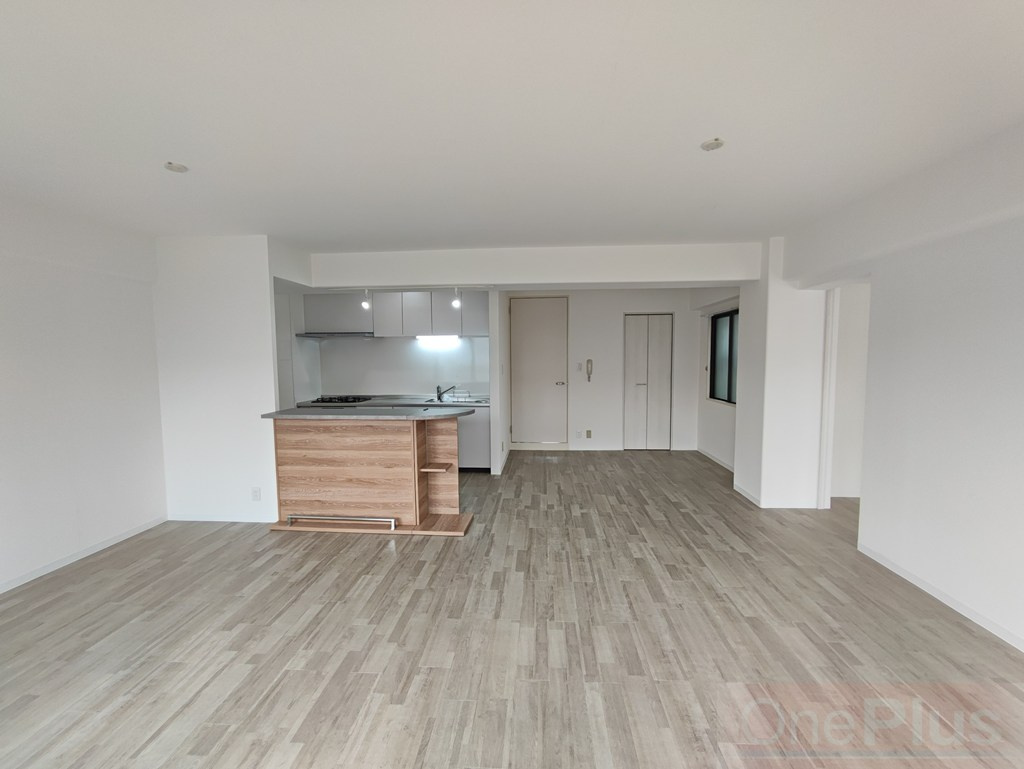 東灘スカイハイツの居間・リビング