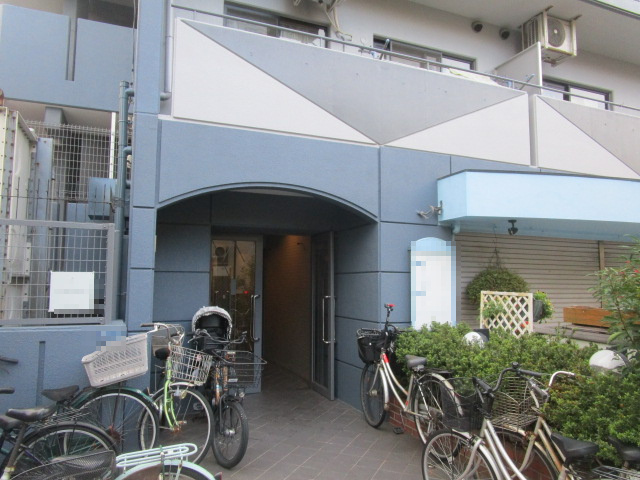 大阪市西成区岸里３丁目の一棟マンション