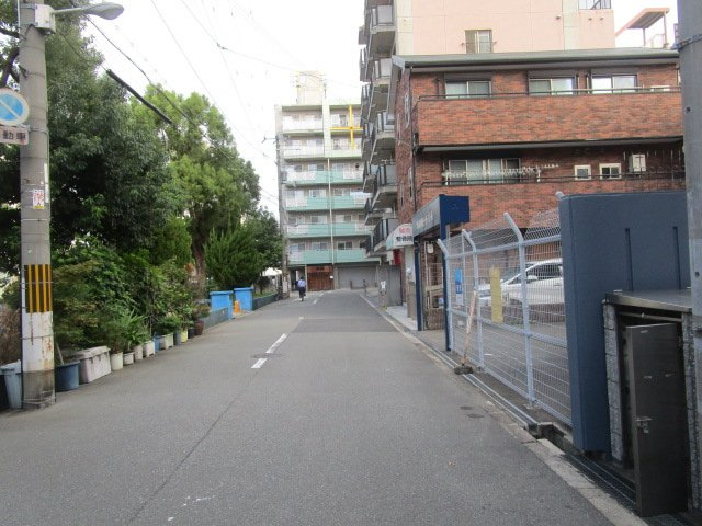 大阪市西成区岸里３丁目の一棟マンション