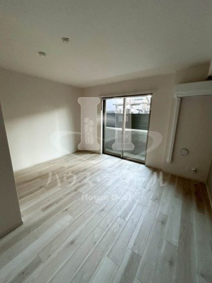 【エントランス】 | ローレル