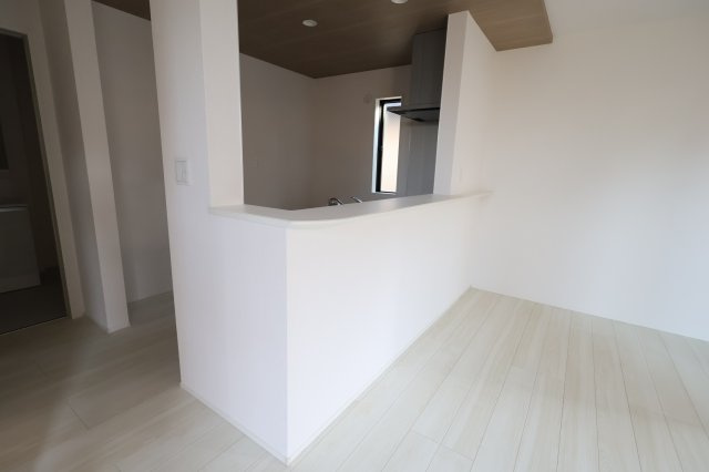 《仲介手数料無料》上尾市大字上650-5(全1戸)新築一戸建てグラファーレのキッチン