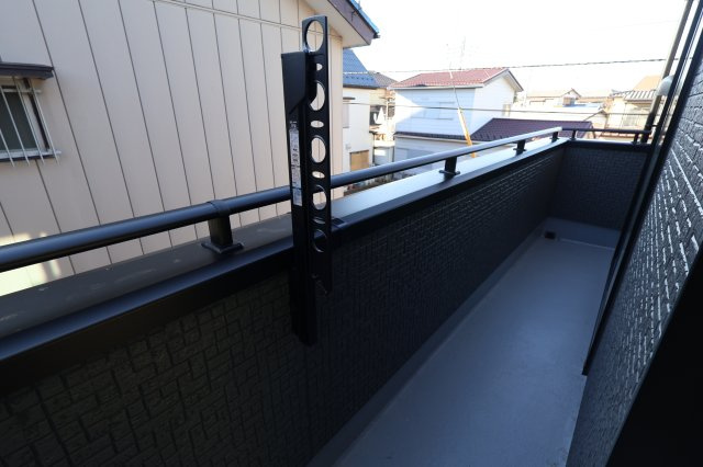 《仲介手数料無料》上尾市大字上650-5(全1戸)新築一戸建てグラファーレのバルコニー