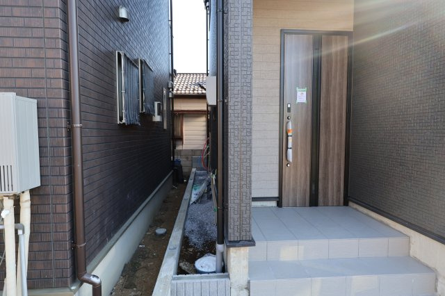 《仲介手数料無料》上尾市大字上650-5(全1戸)新築一戸建てグラファーレ