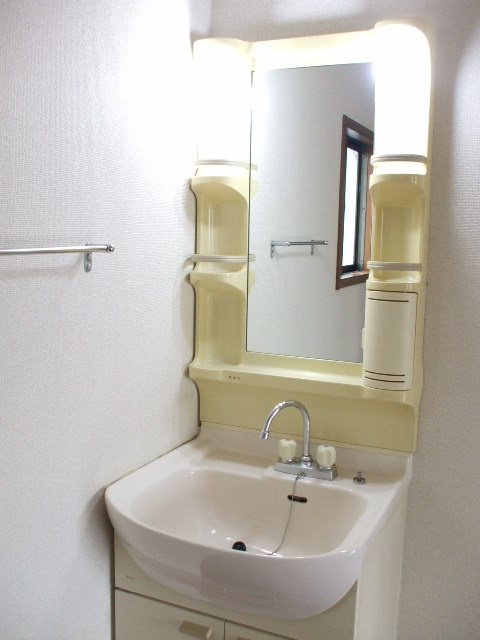 ガーデンコートの独立洗面台