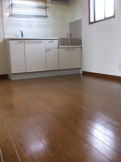 ガーデンコートの居間・リビング