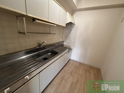 グリーンオークのキッチン