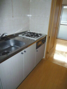 【キッチン】 | エメラルドマンション3 | システムキッチン。