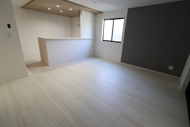 《仲介手数料無料》上尾市大字上686-18(全1戸)新築一戸建てグラファーレ