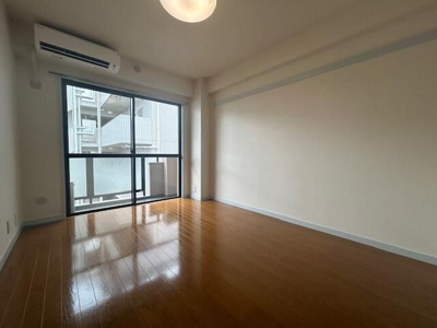 【居間・リビング】 | ルミエール蓮根