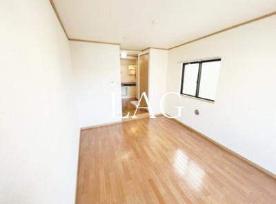 【居間・リビング】 | ピュアメゾンミネ | 洋室のお部屋です。