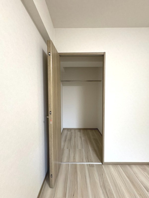 【洋室】 | リファレンス寺塚