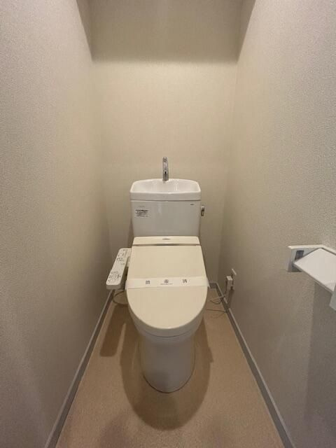 ルミエール蓮根のトイレ