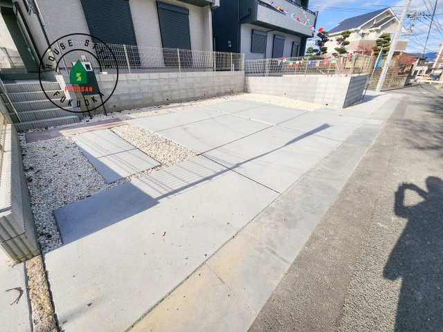 糟屋郡志免町王子2丁目第1-8棟（3号棟）の駐車場|駐車場になります。