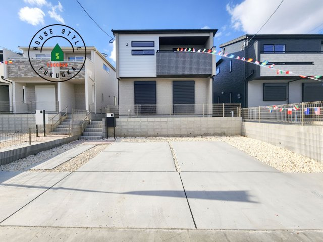 糟屋郡志免町王子2丁目第1-8棟（3号棟）の前面道路含む現地写真|見学の時間などお気軽にお問い合わせ下さい。