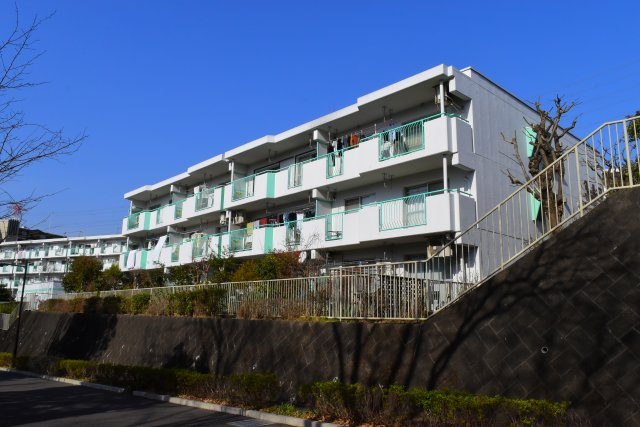 多摩市永山３丁目の中古マンションの外観