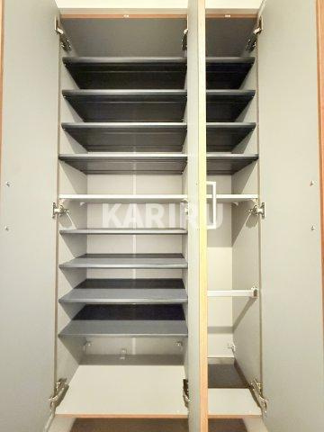 ロイジェント玉川の内装