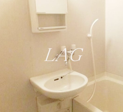 【洗面所】 | カーサビアンカ | 洗面台です。