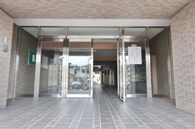 【エントランス】 | ペアコート伊勢原