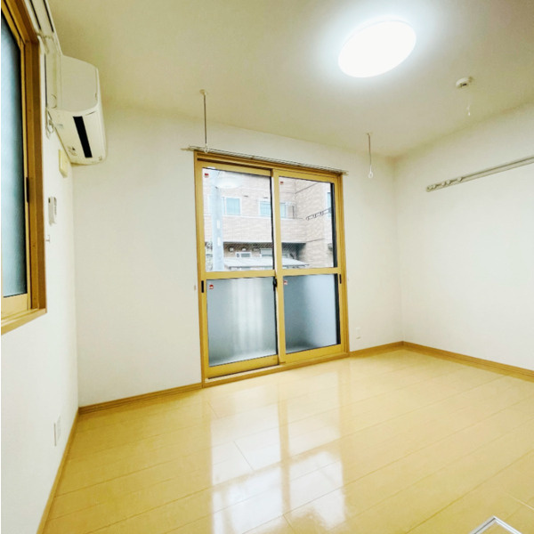 エスポアの居間・リビング