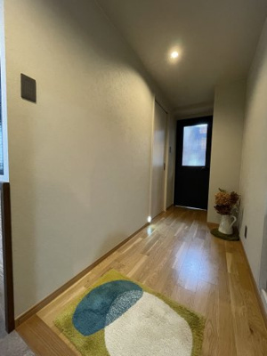 【玄関】 | 大津スカイハイツ | ただいまと叫びたくなるような玄関は毎日の行き帰りで使う空間。