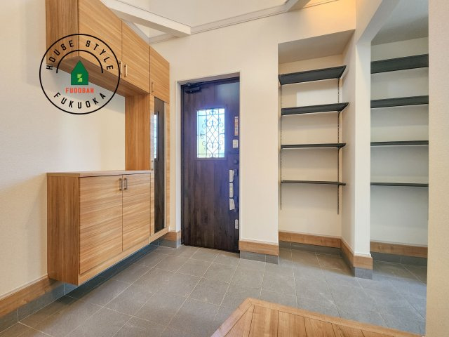 糟屋郡志免町王子2丁目第1-8棟（4号棟）の内観：施工例|二重ロックでしっかり防犯対策ができます。