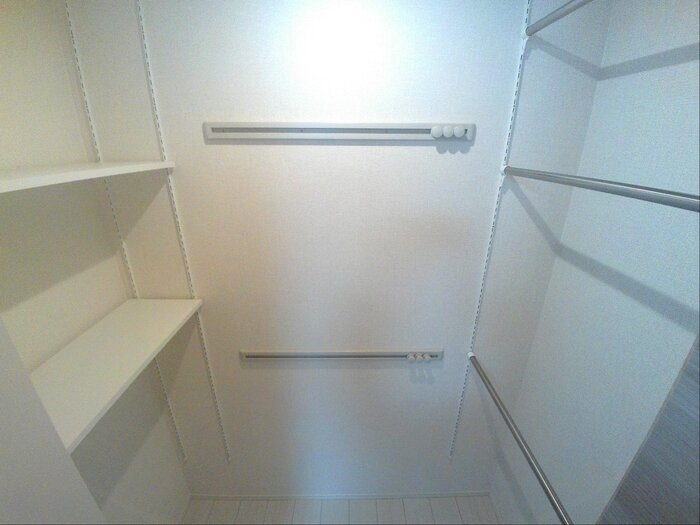 ラフィーネの収納|ちょっとした収納スペースも充実しています