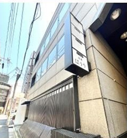 MIRAIGionビルの外観