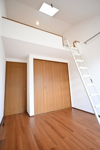 若草台戸建の独立洗面台