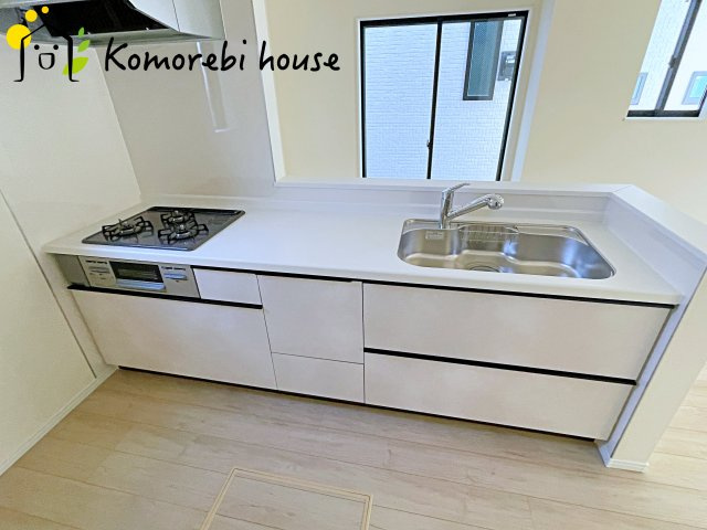 さいたま市西区指扇235番　新築一戸建て　ハートフルタウン　Aのキッチン|使いやすいキッチンです