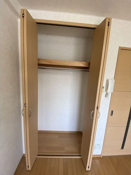 クィーンライフ勝山北の収納