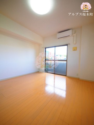 【居間・リビング】 | エルミタージュ横濱阪東橋 | 別部屋参考写真