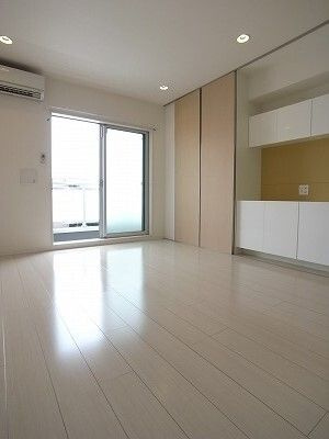 【居間・リビング】 | リブリ・シャンティーユ | 別部屋参照写真