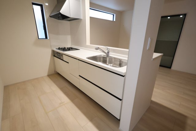 《仲介手数料無料》桜区大字白鍬25-6(全1戸)新築一戸建てハートフルタウンのキッチン