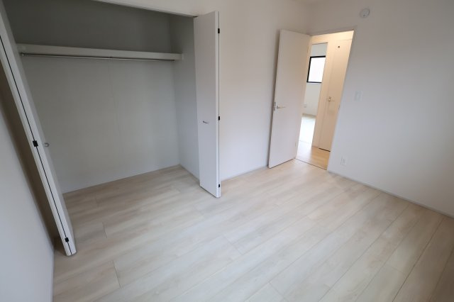 《仲介手数料無料》桜区大字白鍬25-6(全1戸)新築一戸建てハートフルタウンの洋室