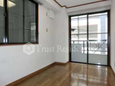 【洋室】 | ファリーナ菊川