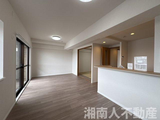 グレイス茅ヶ崎ソレアードの居間・リビング|使いやすい居間です