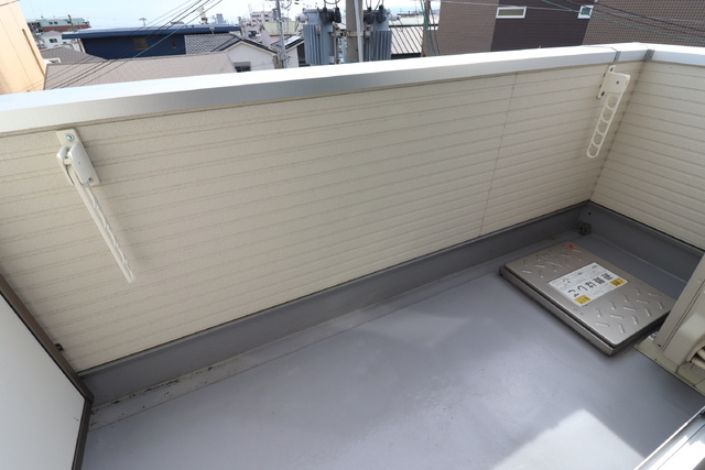 ワコーレヴィアーノ垂水城が山 EASTのバルコニー