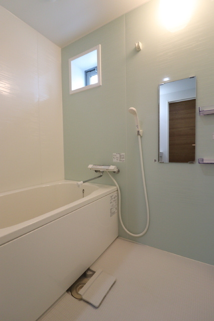 ワコーレヴィアーノ垂水城が山 EASTの浴室