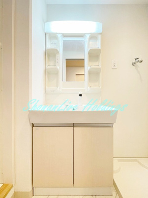 【洗面所】 | ソワール鎌倉 | 明るい洗面所です