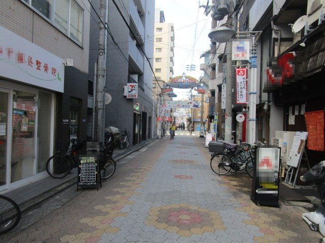 大阪市福島区福島７丁目のビル