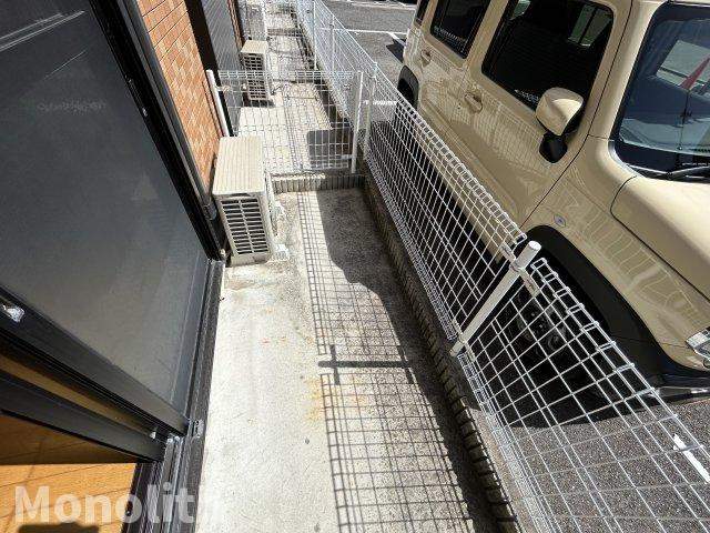 グリシーナコートのバルコニー