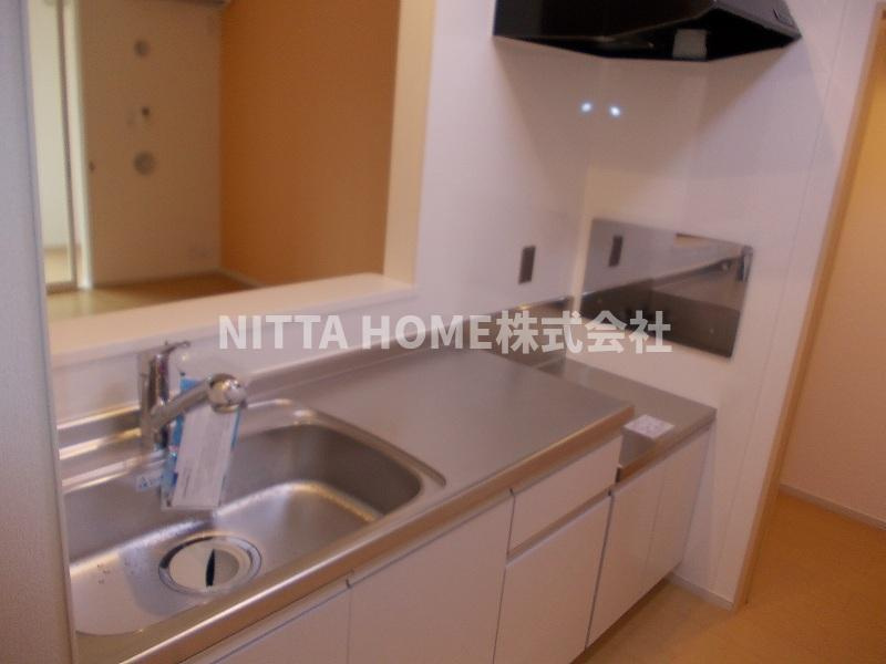 サンリットタウン日高Ⅰのキッチン|お料理がしやすいキッチンです◆ガスコンロ設置可能◎