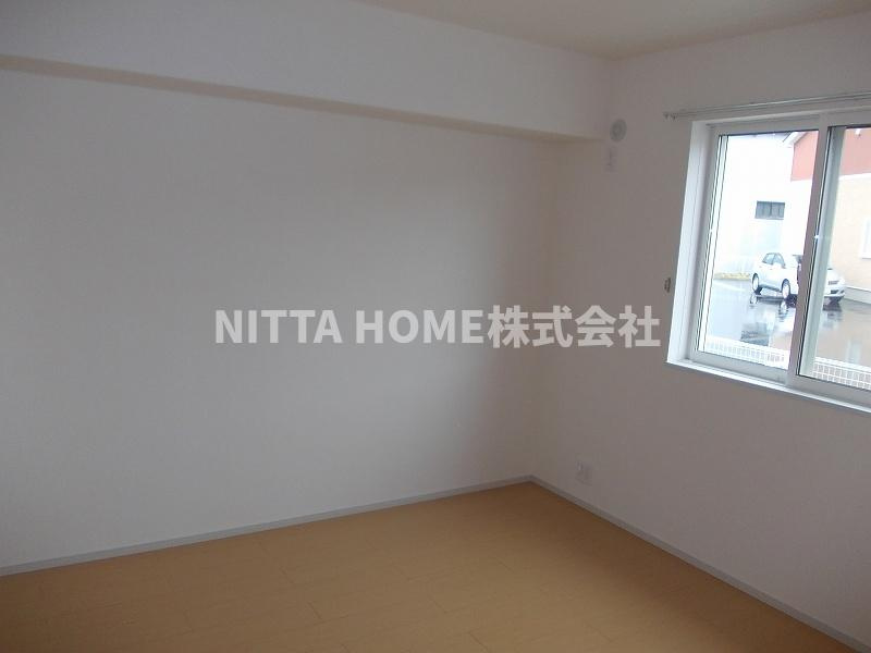 サンリットタウン日高Ⅰの洋室|洋室は６．１帖です◆