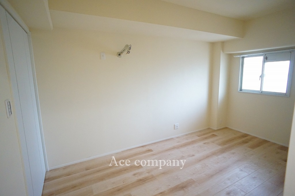 【寝室】の画像