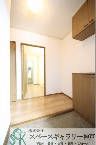 セピアコートの玄関|※同物件の別のお部屋の写真です※